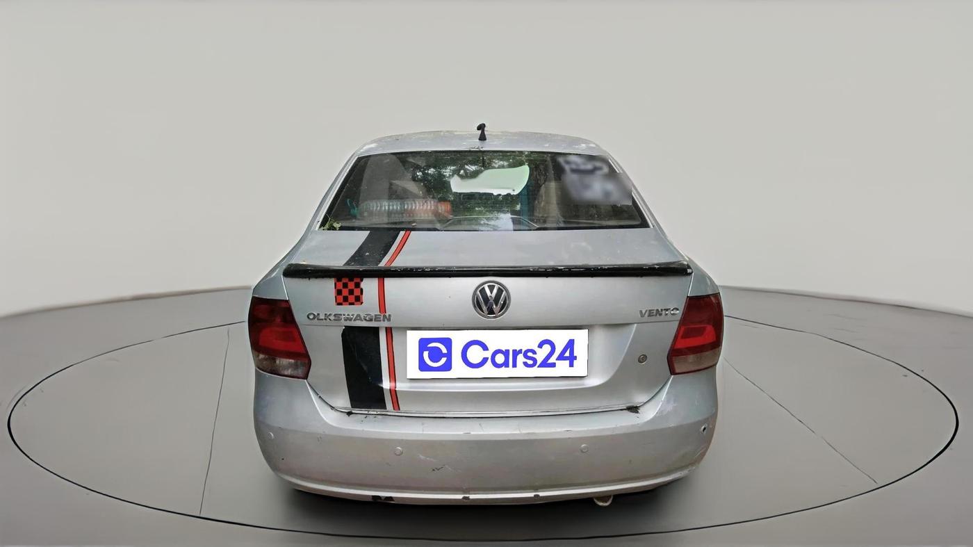 2011 Volkswagen Vento HIGHLINE 1.6 MPI, Petrol, Manual, 1,02,247 km, exterior
