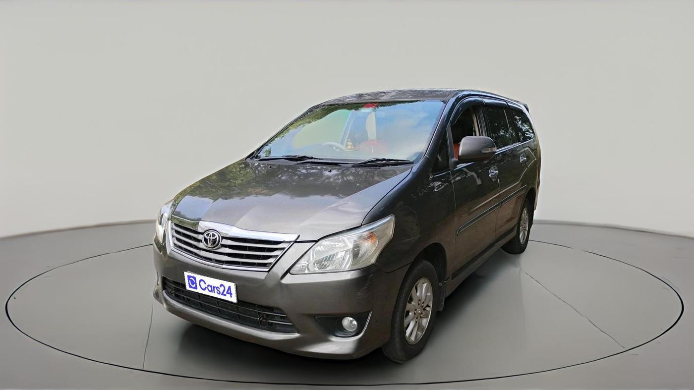 2012 Toyota Innova VX 2.5 8 STR, Diesel, Manual, 3,09,751 km, exterior