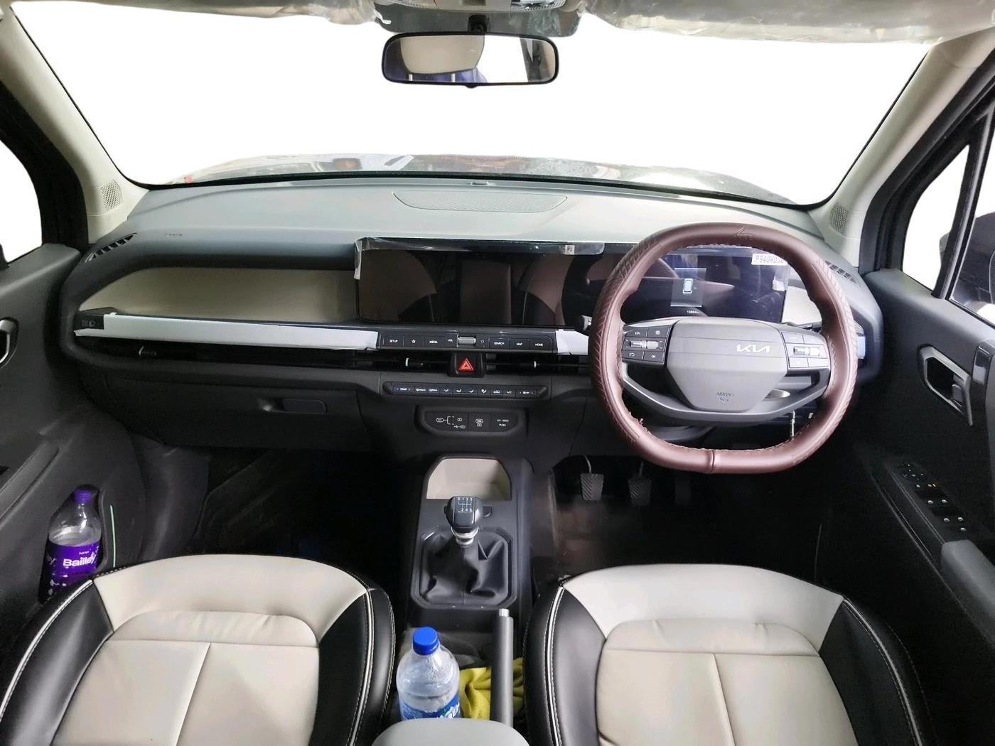 2025 KIA SYROS HTK Plus 1.5 Diesel 6MT, Diesel, Manual, 13,884 km, interior