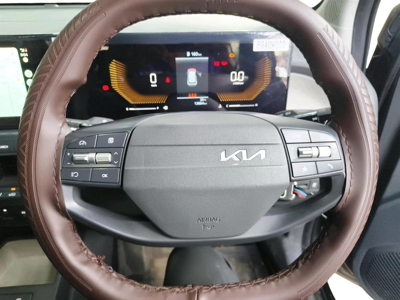 2025 KIA SYROS HTK Plus 1.5 Diesel 6MT, Diesel, Manual, 13,884 km, interior