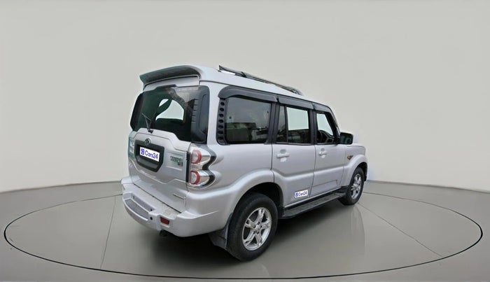 2017 Mahindra Scorpio S10, Diesel, Manual, 81,214 km, exterior