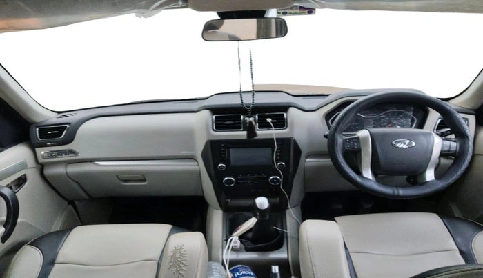 2017 Mahindra Scorpio S10, Diesel, Manual, 81,214 km, interior