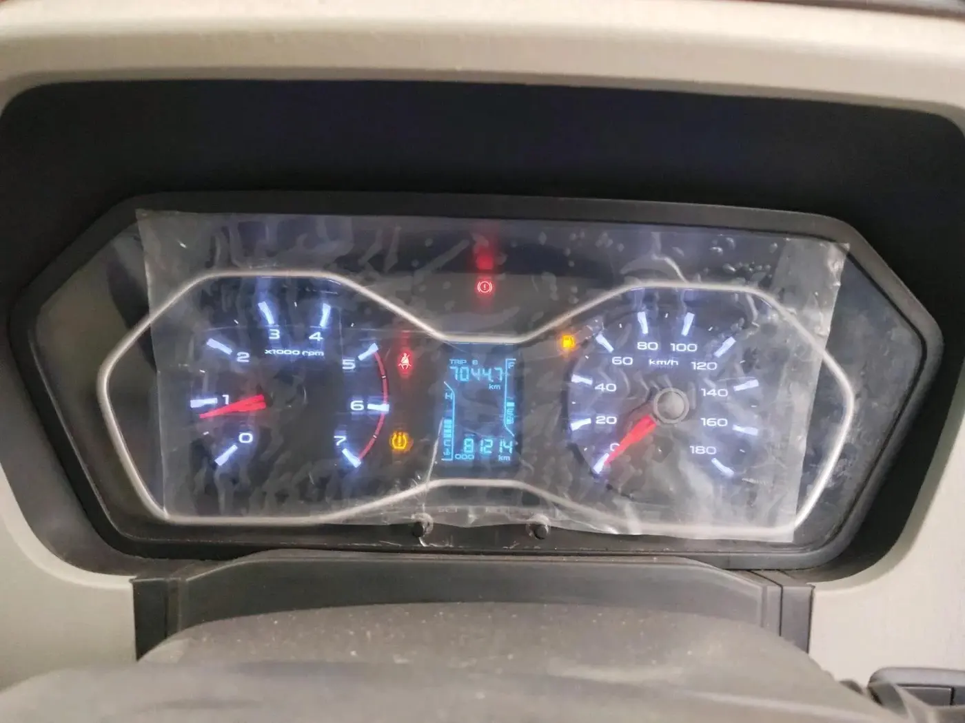 2017 Mahindra Scorpio S10, Diesel, Manual, 81,214 km, interior