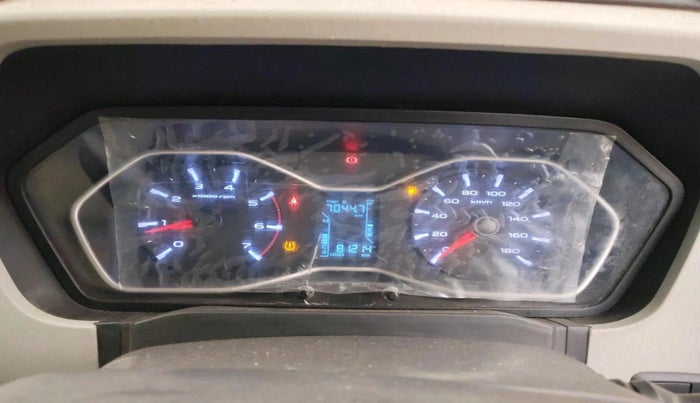 2017 Mahindra Scorpio S10, Diesel, Manual, 81,214 km, interior