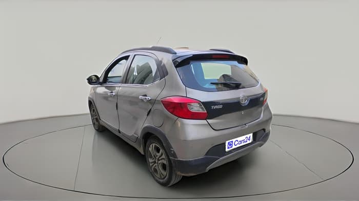 2019 Tata TIAGO NRG PETROL, CNG, Manual, 83,725 km, exterior