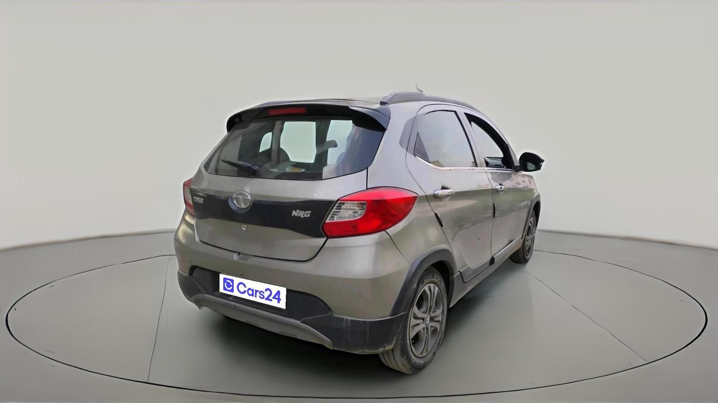 2019 Tata TIAGO NRG PETROL, CNG, Manual, 83,725 km, exterior