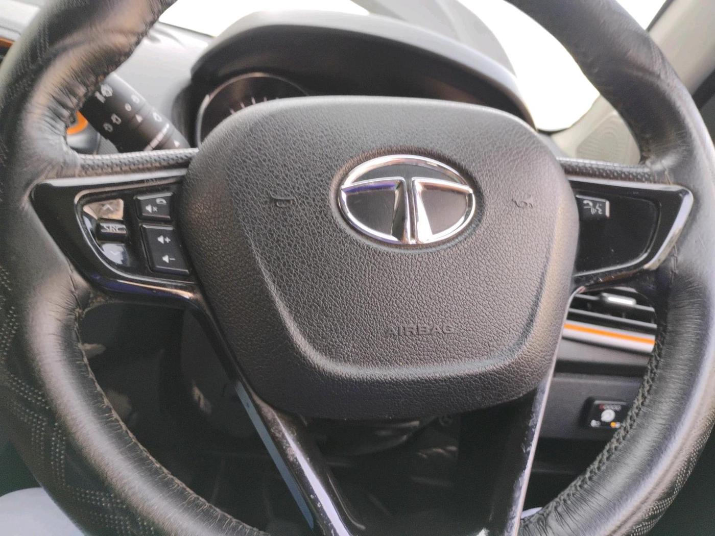 2019 Tata TIAGO NRG PETROL, CNG, Manual, 83,725 km, interior