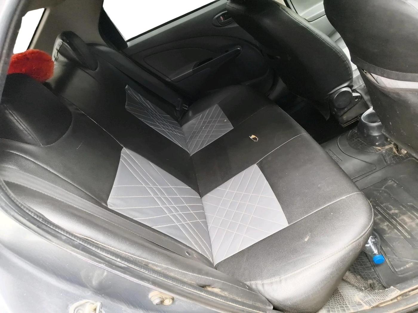 2013 Toyota Etios G, Petrol, Manual, 78,340 km, interior