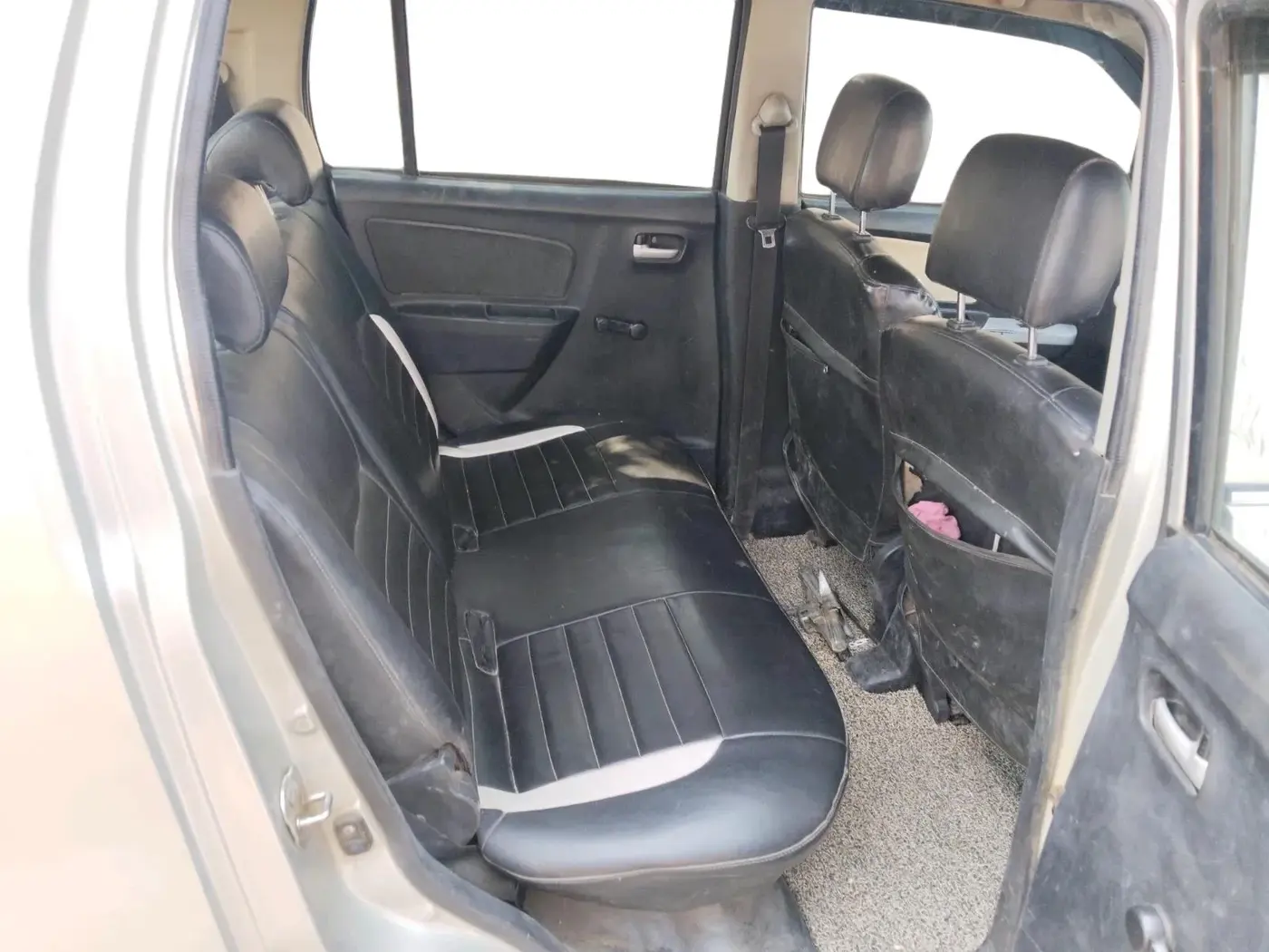 2013 Maruti Wagon R 1.0 LXI CNG, CNG, Manual, 1,60,353 km, interior