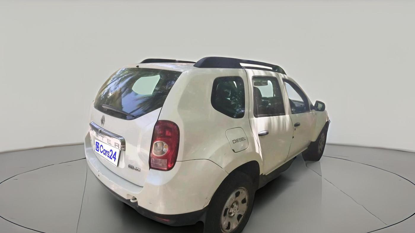 2013 Renault Duster 85 PS RXL DIESEL, Diesel, Manual, 2,51,037 km, exterior