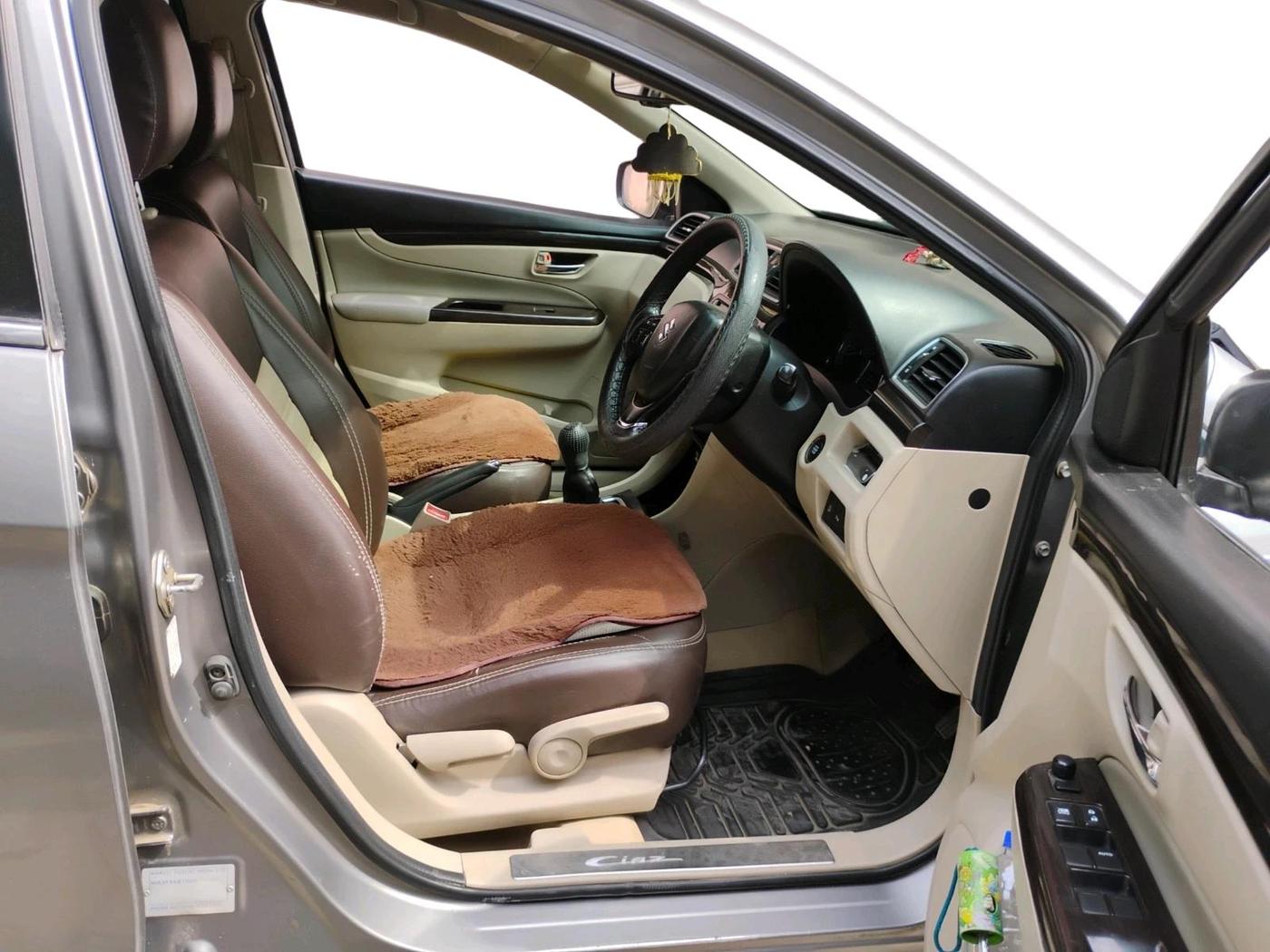 2016 Maruti Ciaz ZDI SHVS, Diesel, Manual, 1,14,084 km, interior