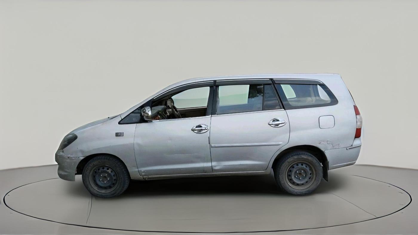 2007 Toyota Innova 2.5 G3, Diesel, Manual, 1,65,148 km, exterior