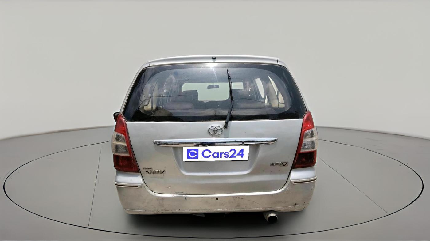 2007 Toyota Innova 2.5 G3, Diesel, Manual, 1,65,148 km, exterior