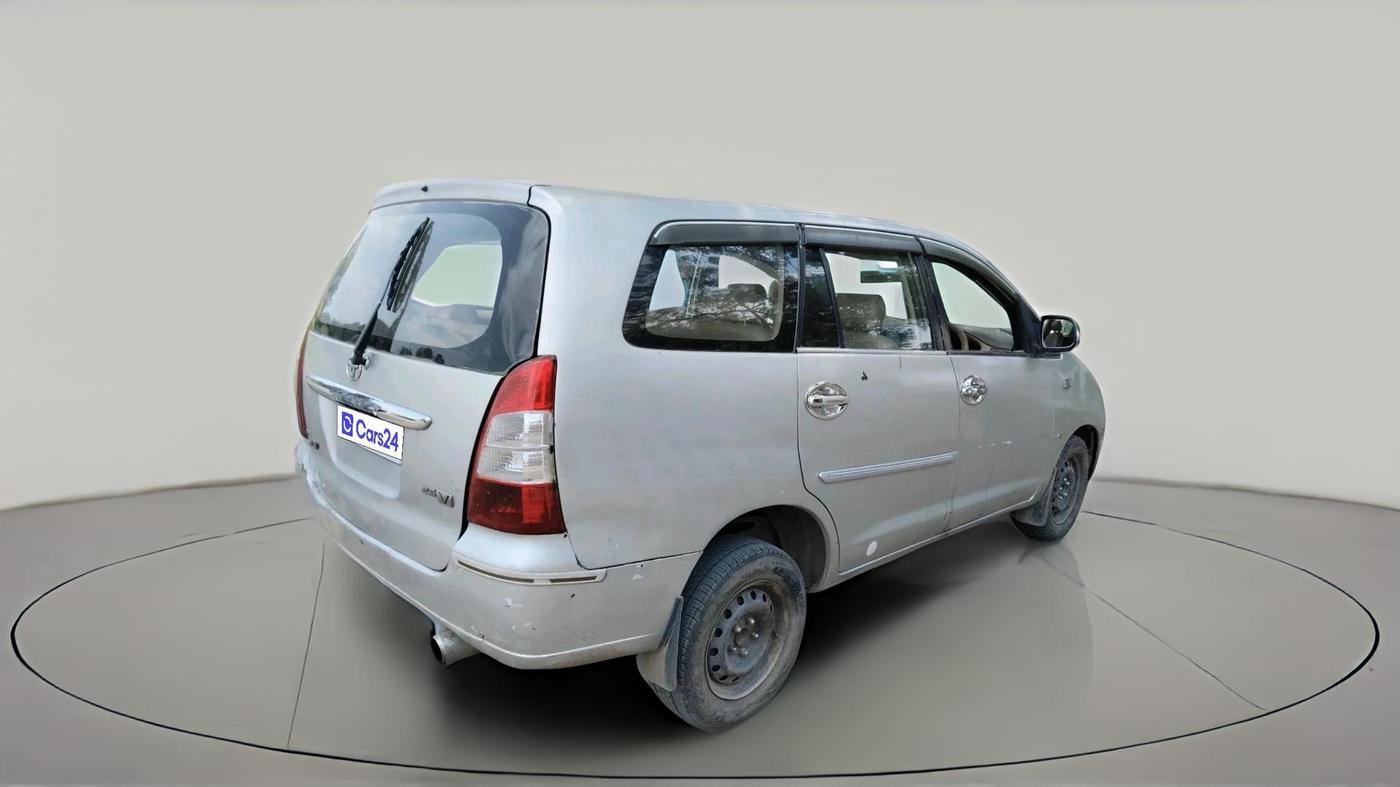 2007 Toyota Innova 2.5 G3, Diesel, Manual, 1,65,148 km, exterior