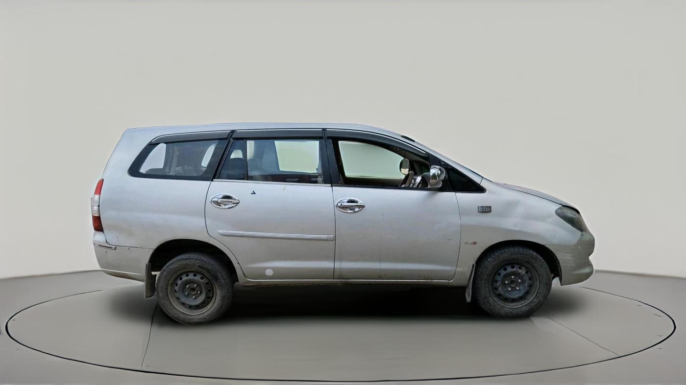 2007 Toyota Innova 2.5 G3, Diesel, Manual, 1,65,148 km, exterior