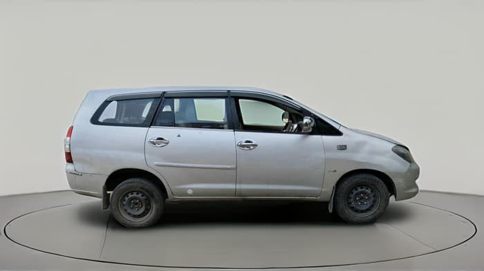 2007 Toyota Innova 2.5 G3, Diesel, Manual, 1,65,148 km, exterior