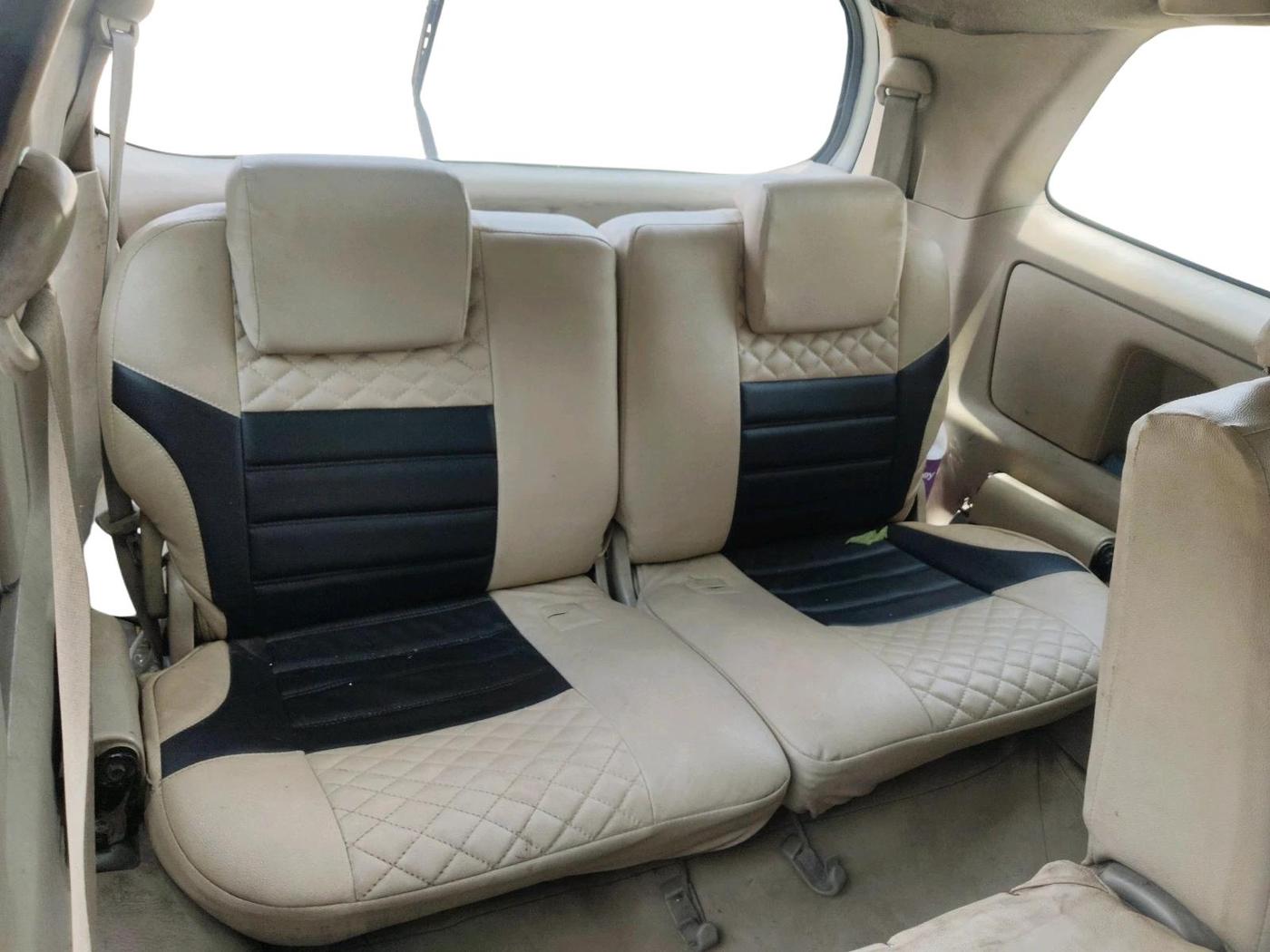 2007 Toyota Innova 2.5 G3, Diesel, Manual, 1,65,148 km, interior