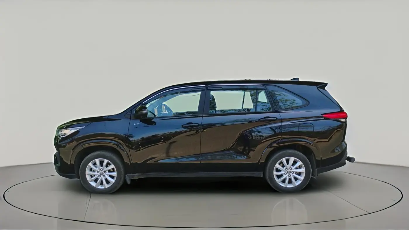 2025 Toyota INNOVA HYCROSS VX HYBRID 8 STR, Hybrid, Automatic, 29,856 km, exterior