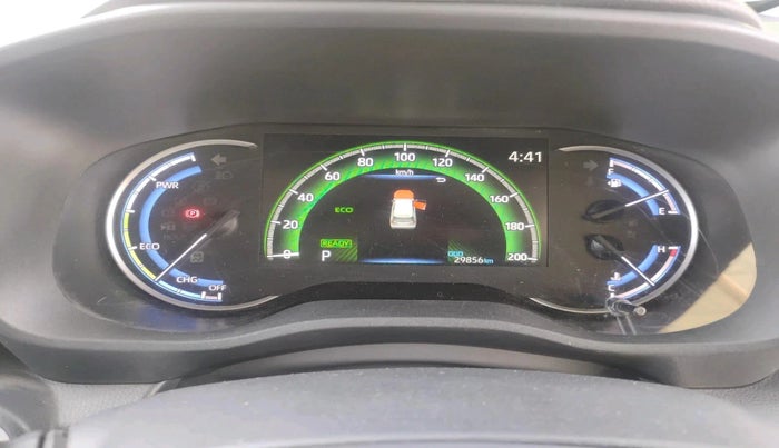 2025 Toyota INNOVA HYCROSS VX HYBRID 8 STR, Hybrid, Automatic, 29,856 km, interior