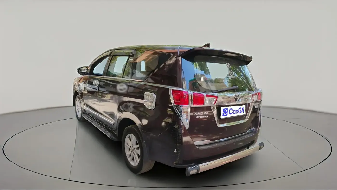 2018 Toyota Innova Crysta 2.4 G 8 STR, Diesel, Manual, 1,93,935 km, exterior