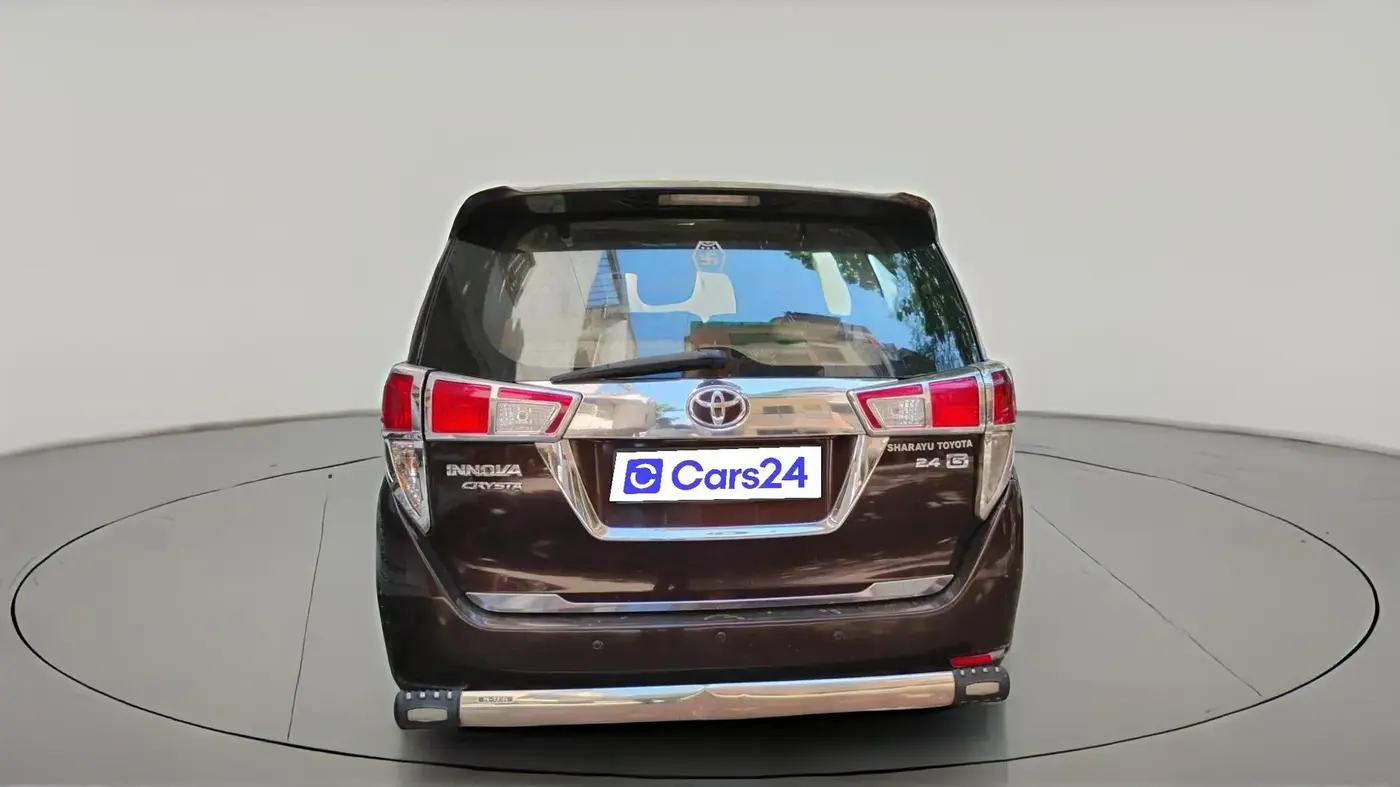 2018 Toyota Innova Crysta 2.4 G 8 STR, Diesel, Manual, 1,93,935 km, exterior