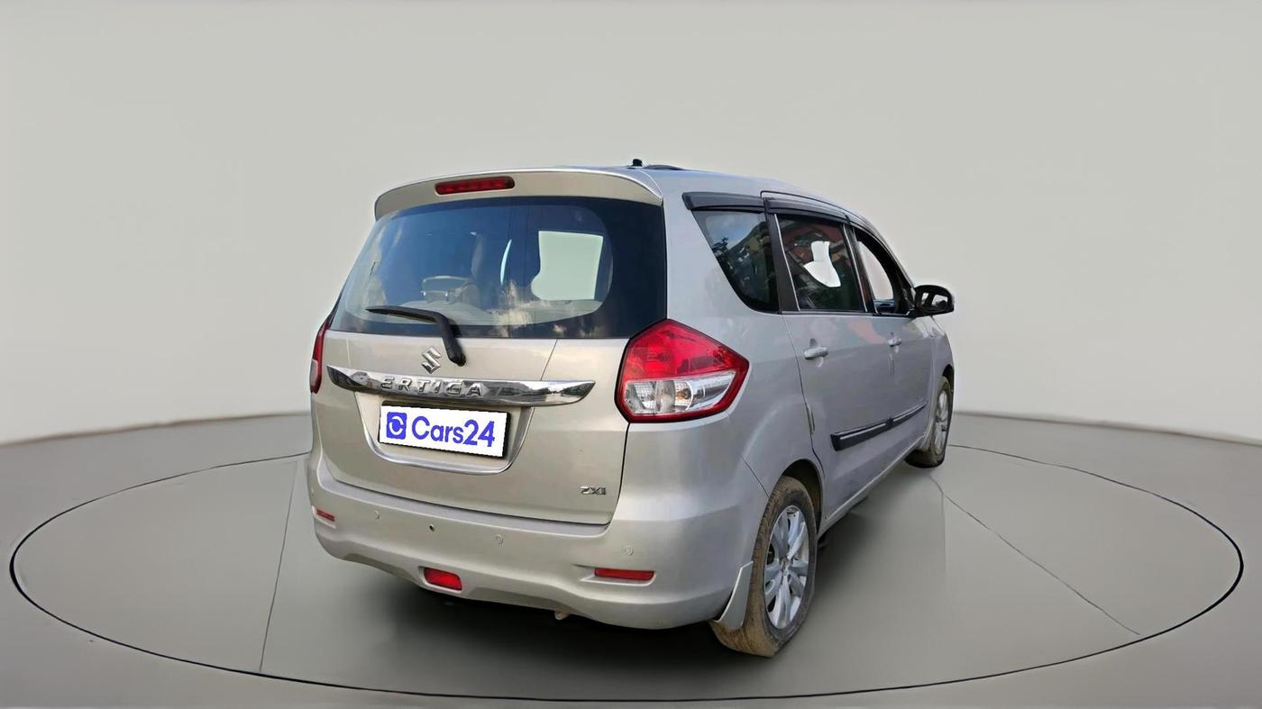 2016 Maruti Ertiga ZXI+, CNG, Manual, 1,52,294 km, exterior