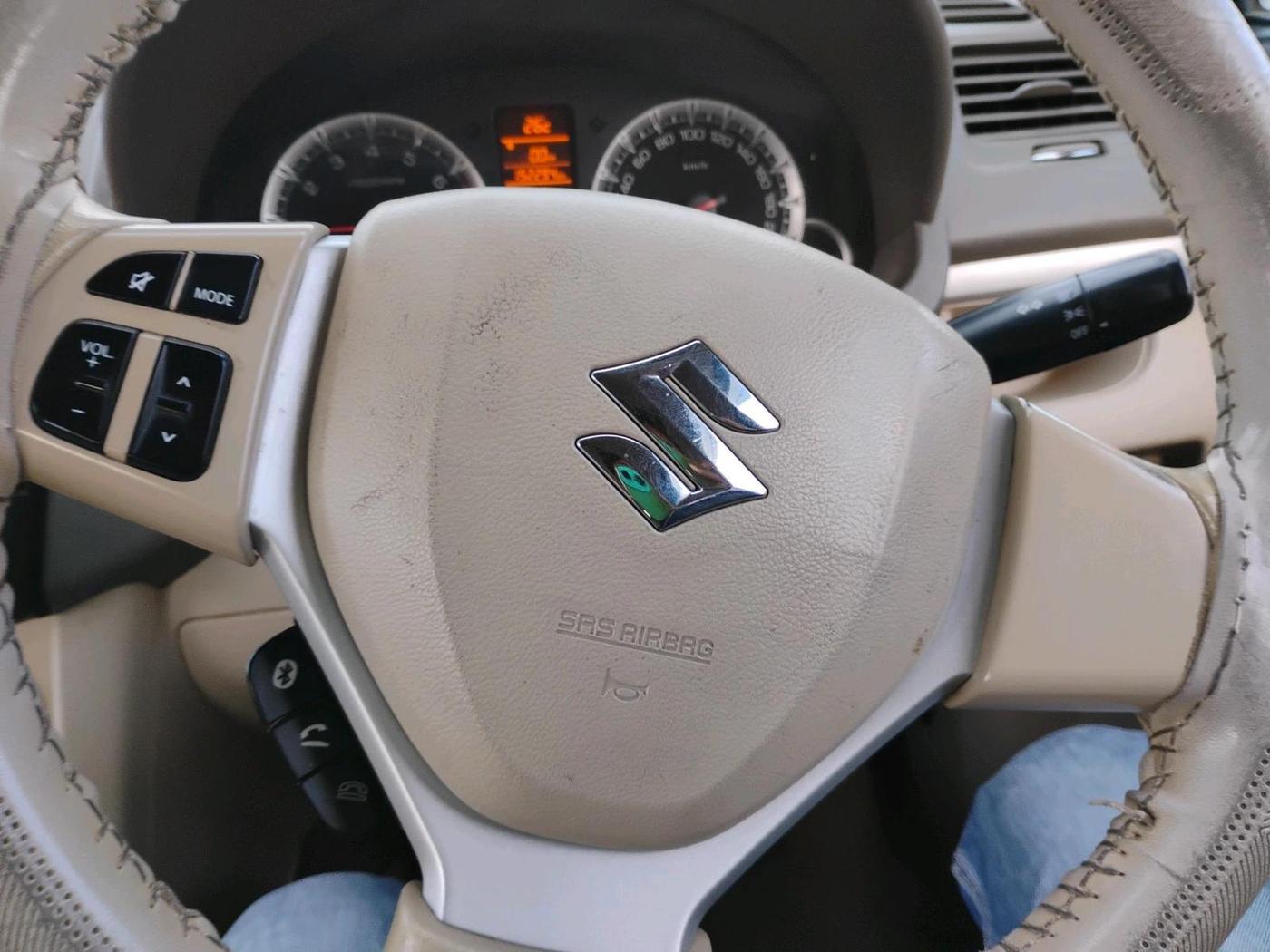 2016 Maruti Ertiga ZXI+, CNG, Manual, 1,52,294 km, interior