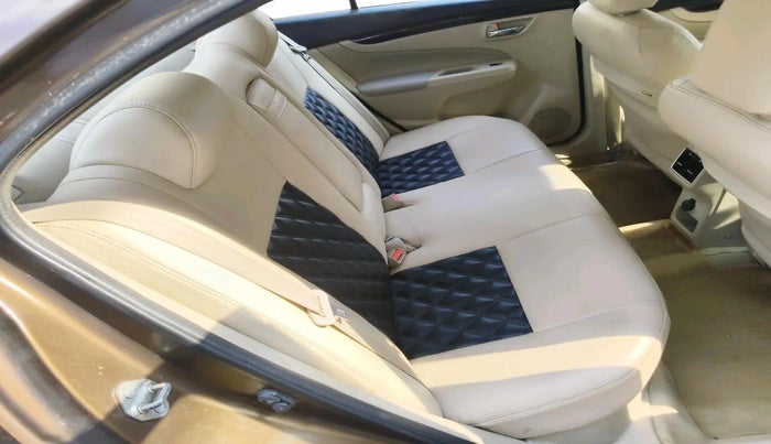 2017 Maruti Ciaz ZDI SHVS, Diesel, Manual, 74,440 km, interior