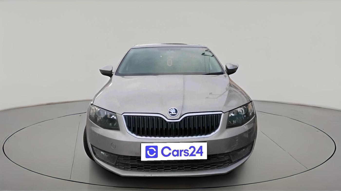 2015 Skoda Octavia 2.0 TDI CR STYLE PLUS AT, Diesel, Automatic, 1,28,115 km, exterior