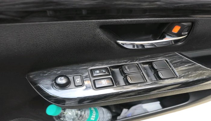 2024 Maruti XL6 ALPHA MT, Petrol, Manual, 17,795 km, interior