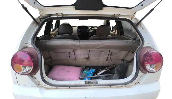 2011 Chevrolet Spark LS 1.0, Petrol, Manual, 77,390 km, exterior