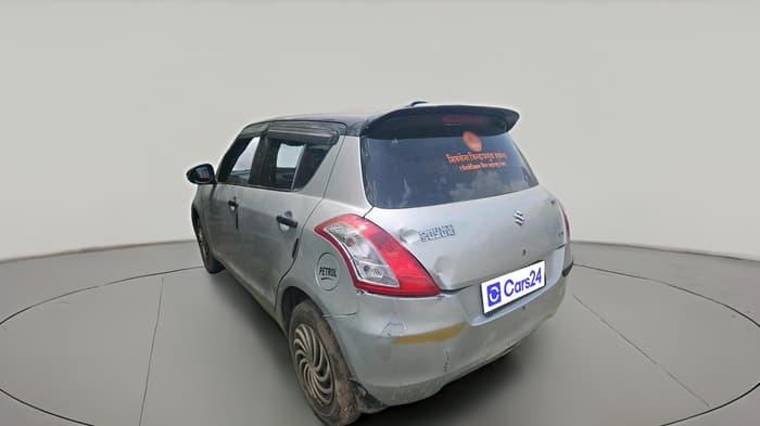 2013 Maruti Swift VXI, CNG, Manual, 1,04,024 km, exterior