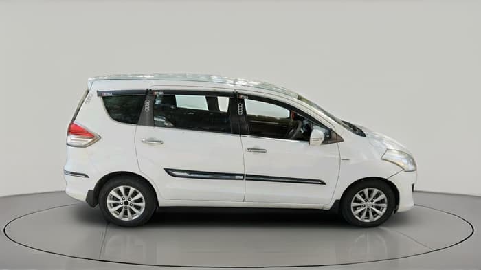 2014 Maruti Ertiga ZDI, Diesel, Manual, 2,14,334 km, exterior