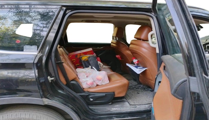 2021 MG GLOSTER SAVVY 7 STR 2.0 TWIN TURBO 4WD, Diesel, Automatic, 1,29,161 km, interior