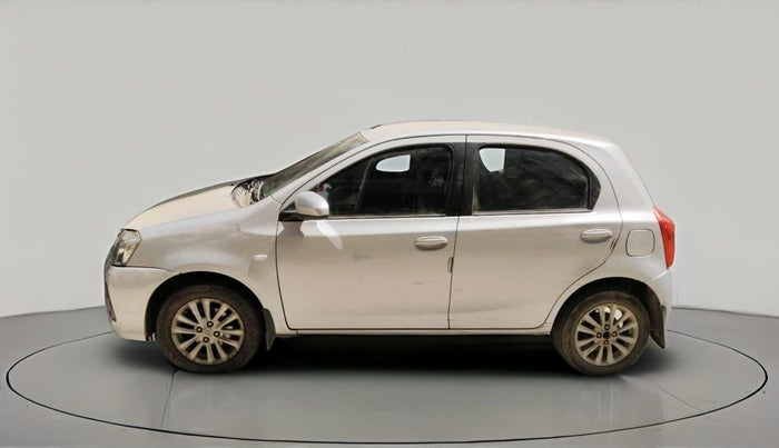 2011 Toyota Etios Liva V, Petrol, Manual, 1,74,072 km, exterior