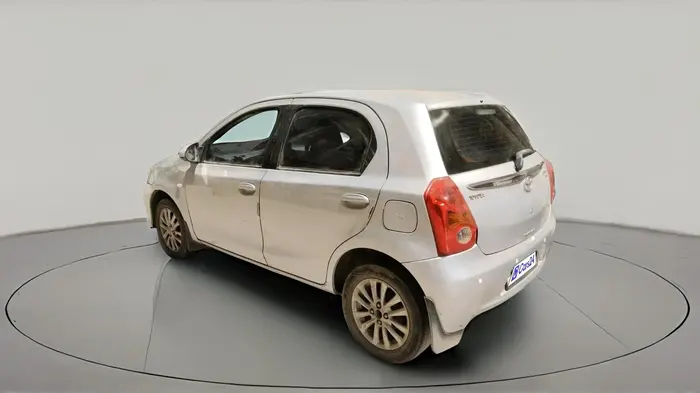 2011 Toyota Etios Liva V, Petrol, Manual, 1,74,072 km, exterior