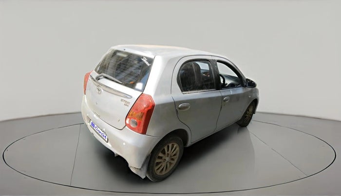 2011 Toyota Etios Liva V, Petrol, Manual, 1,74,072 km, exterior