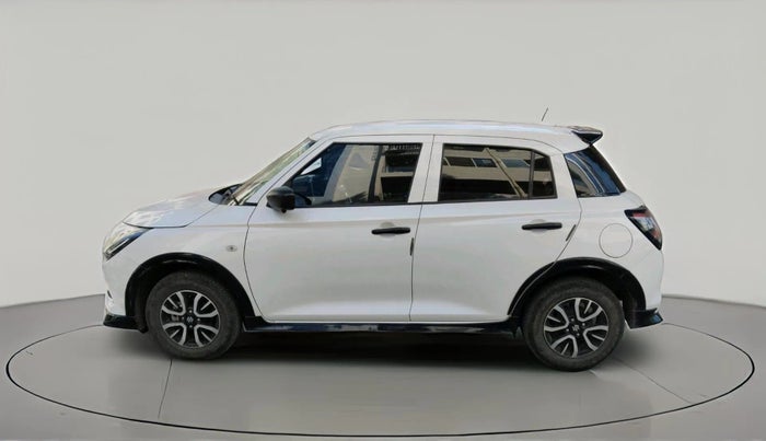 2024 Maruti Swift LXi, Petrol, Manual, 37,392 km, exterior