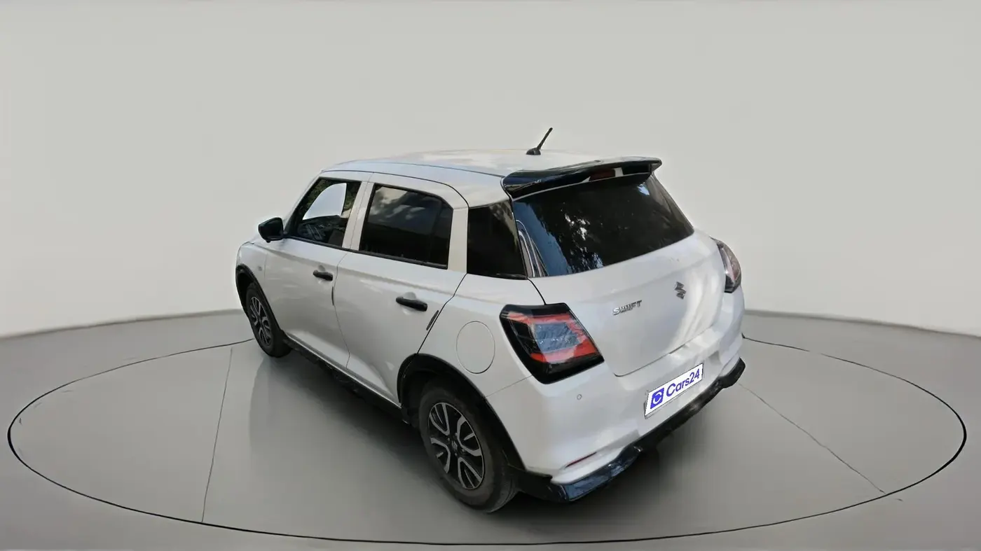 2024 Maruti Swift LXi, Petrol, Manual, 37,392 km, exterior