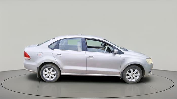 2014 Volkswagen Vento HIGHLINE DIESEL 1.6, Diesel, Manual, 1,86,101 km, exterior