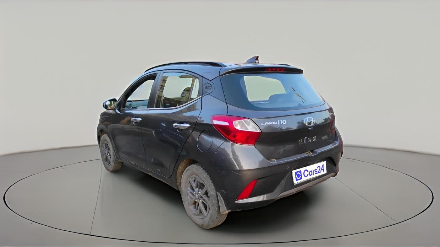2021 Hyundai GRAND I10 NIOS SPORTZ 1.2 KAPPA VTVT CNG, CNG, Manual, 1,08,468 km, exterior