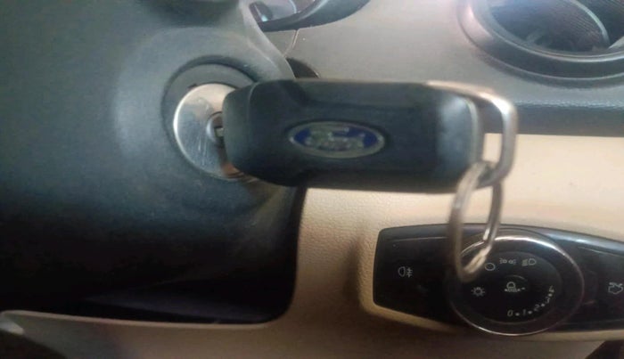 2017 Ford Figo Aspire TITANIUM 1.2 PETROL, Petrol, Manual, 84,591 km, interior