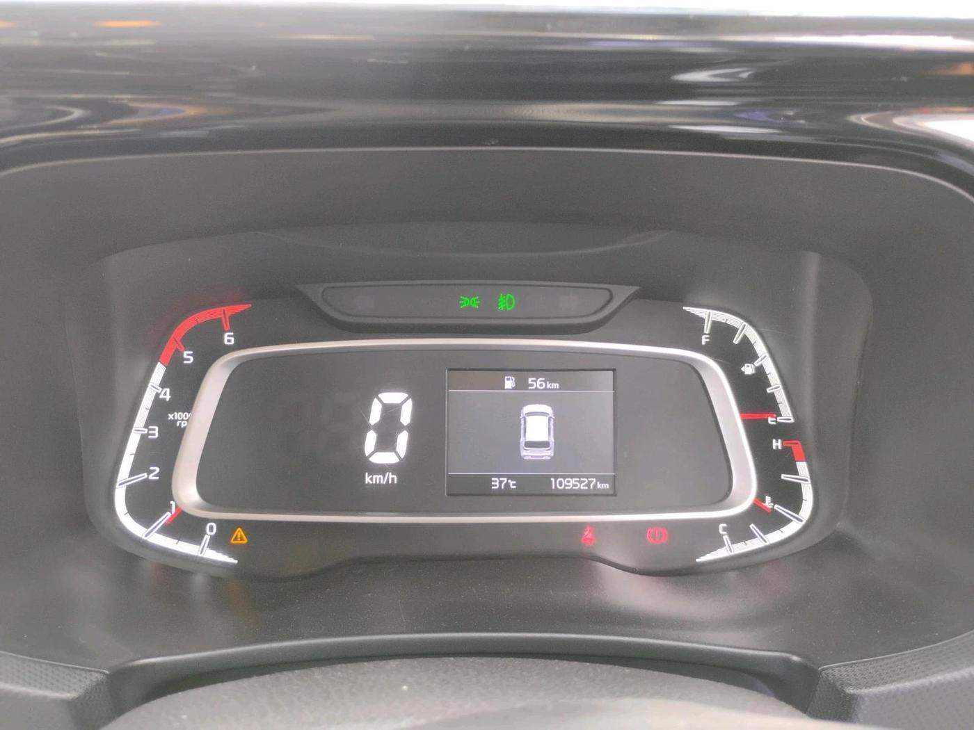 2021 KIA SONET HTX 1.5, Diesel, Manual, 1,09,527 km, interior