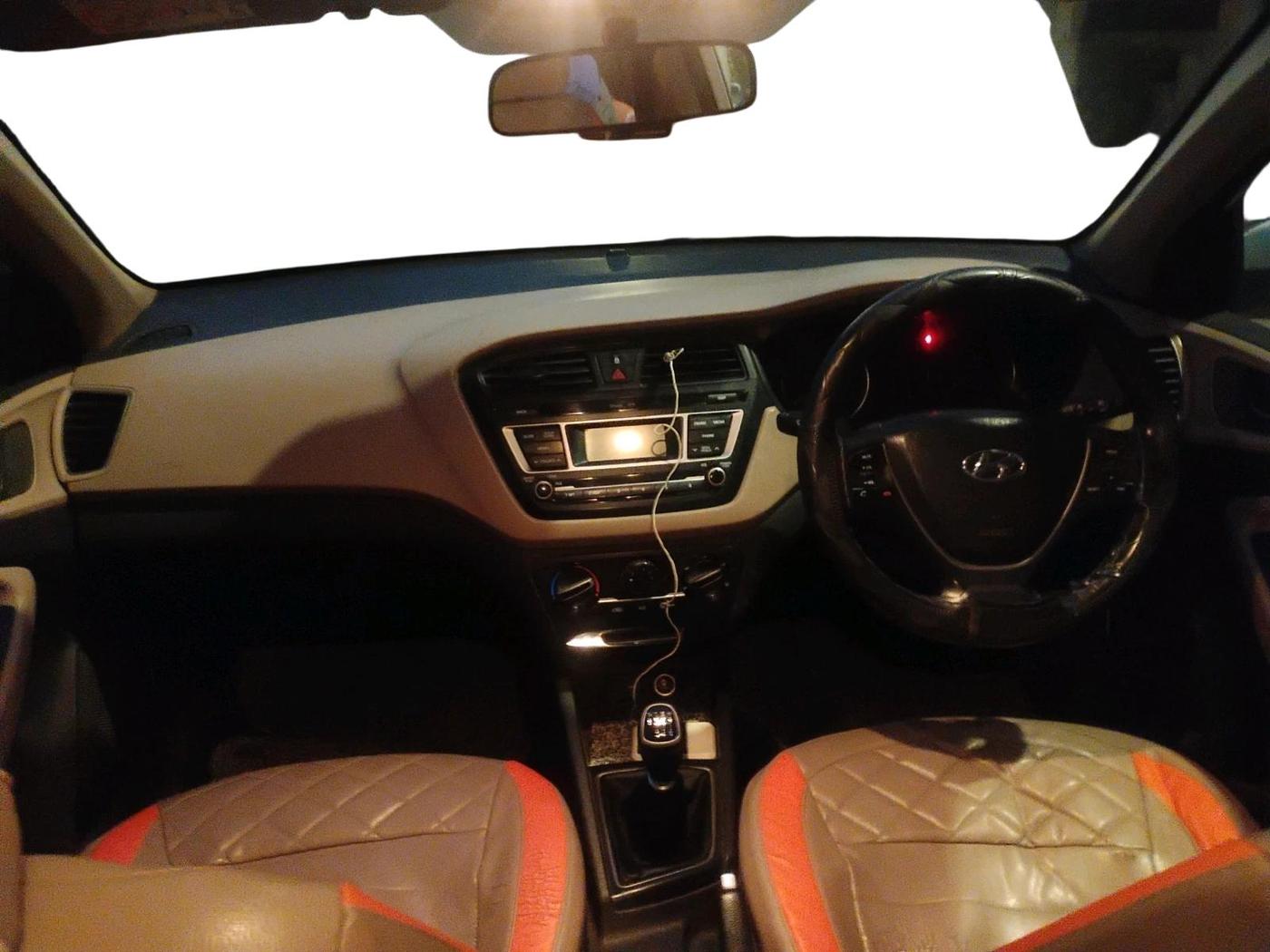 2017 Hyundai Elite i20 SPORTZ 1.4 CRDI, Diesel, Manual, 80,419 km, interior