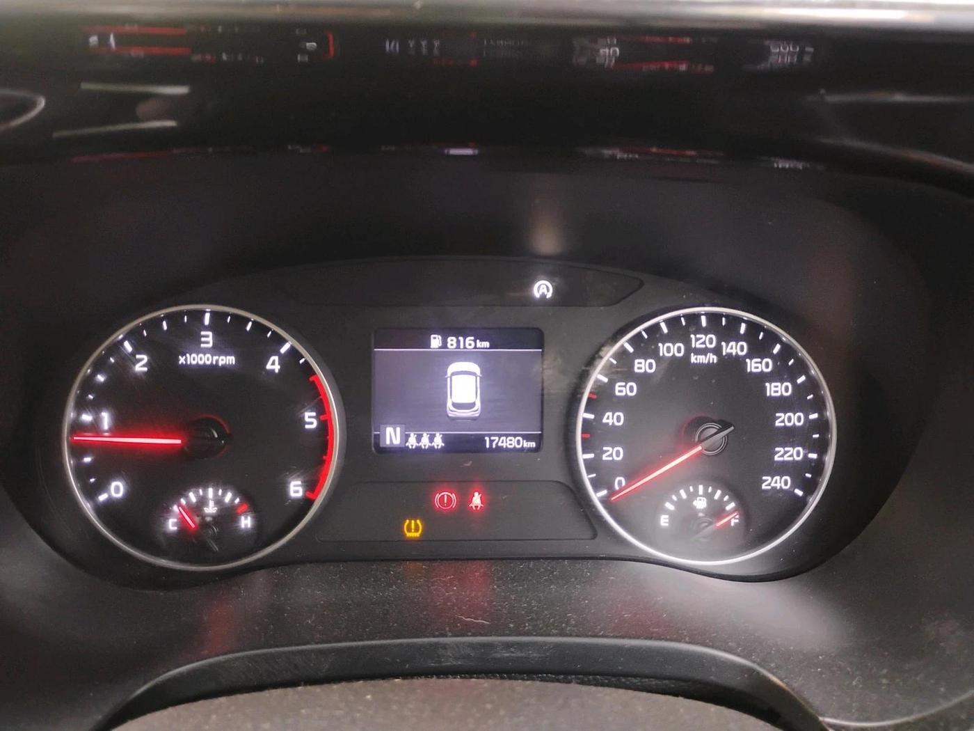 2023 KIA SELTOS HTK PLUS 1.5 DIESEL IMT, Diesel, Manual, 17,480 km, interior