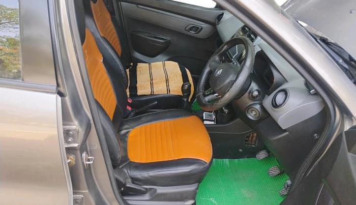 2017 Renault Kwid RXT 0.8, Petrol, Manual, 67,920 km, interior