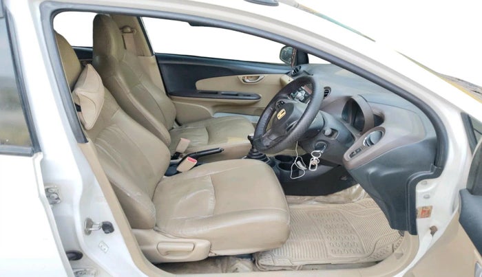2012 Honda Brio V MT, Petrol, Manual, 73,712 km, interior