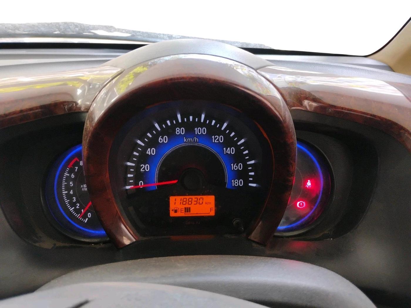 2014 Honda Mobilio 1.5L I-VTEC V, Petrol, Manual, 1,18,830 km, interior