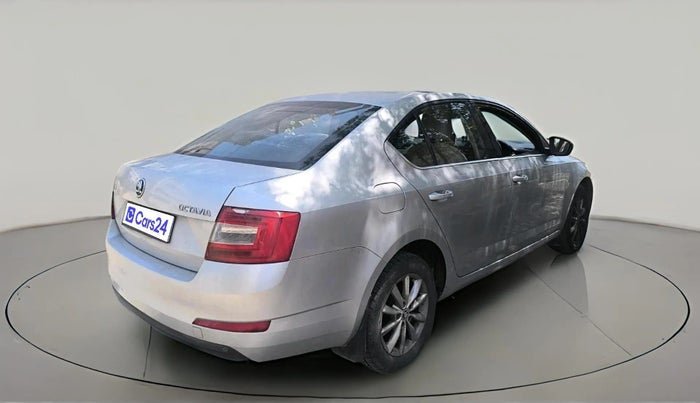 2016 Skoda Octavia 2.0 TDI CR STYLE PLUS AT, Diesel, Automatic, 1,95,064 km, exterior