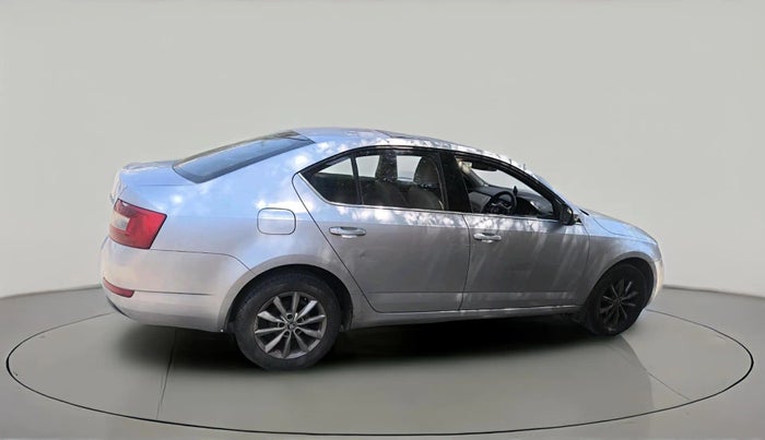 2016 Skoda Octavia 2.0 TDI CR STYLE PLUS AT, Diesel, Automatic, 1,95,064 km, exterior